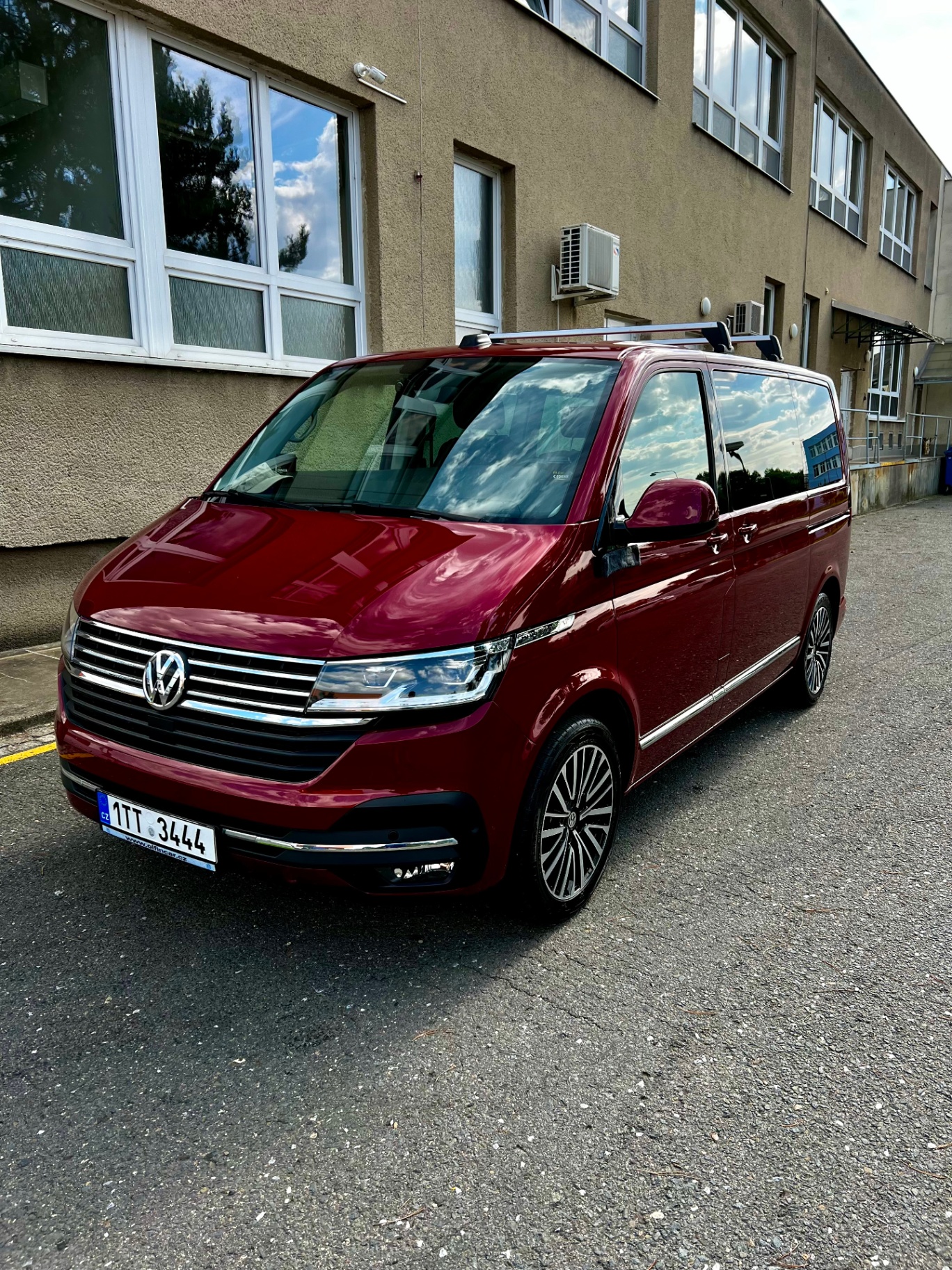 VW Transporter T6.1 – leštění laku a keramická ochrana